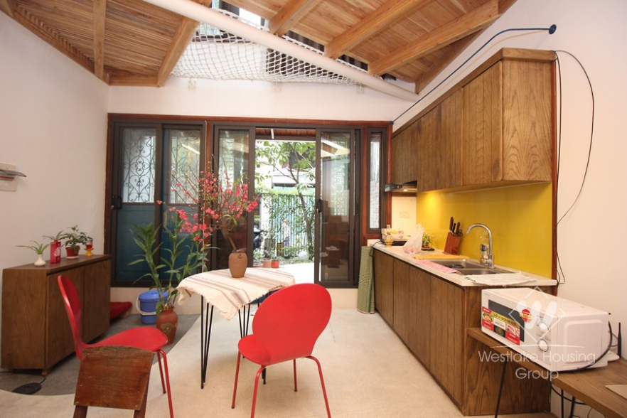 One bedroom modern house with garden for rent in Tay Ho, Ha Noi