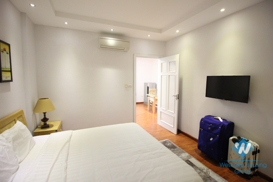 Modern and bright apartment for rent on Lang Ha, Ba Dinh, Hanoi