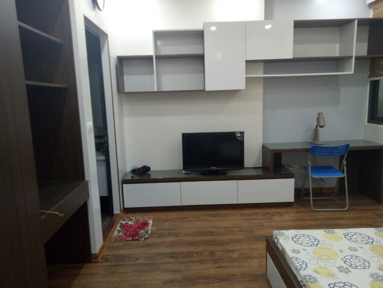 Three bedrooms apartment for rent in Thanh Xuan district, Hanoi