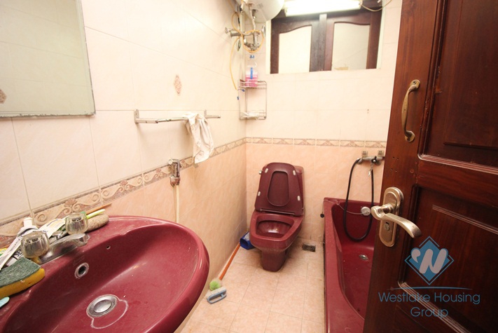 A 4 floor house for rent in Ba Dinh, Ha Noi