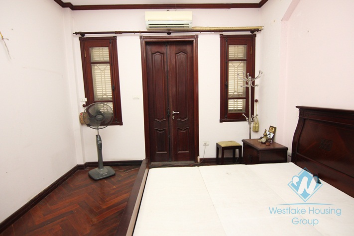 06 bedrooms house for rent in Trich Sai st, Tay Ho district 