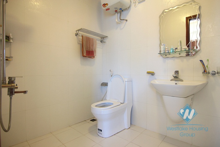 Apartment in the high floor for rent in Ba Dinh, Ha Noi