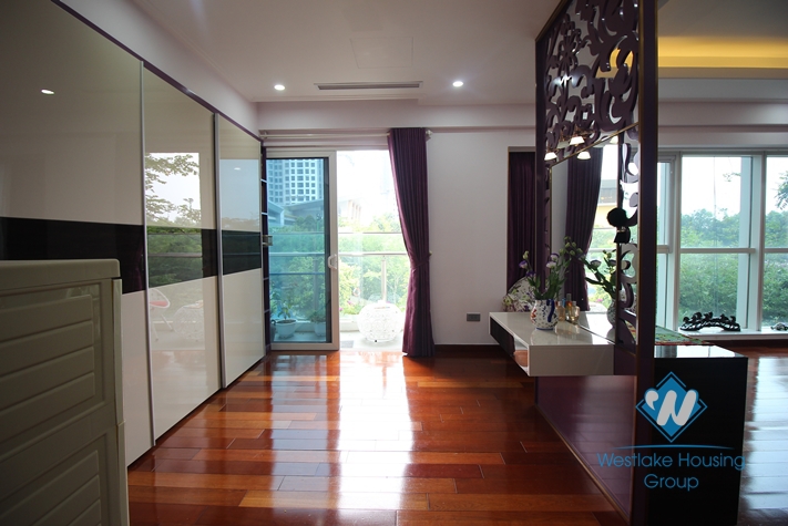 280 sqm 4 bedrooms 3 bathrooms apartment for rent in Ciputra Hanoi