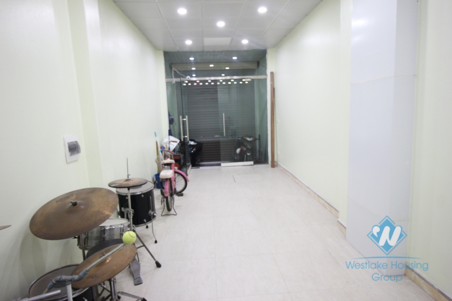 Quality apartment for rent in Ba Dinh district, Hanoi