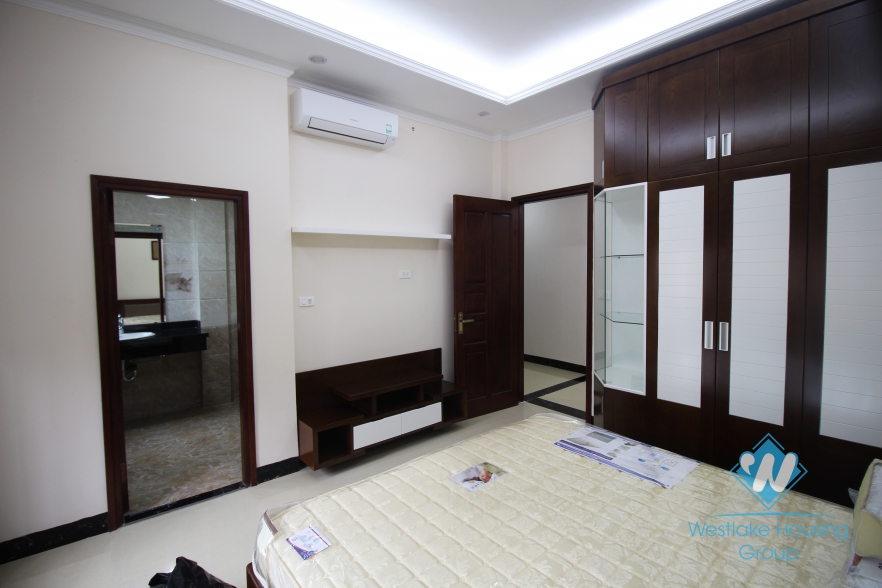 Modern two bedrooms apartment for rent in Tran Phu, Ba Dinh district, Ha Noi