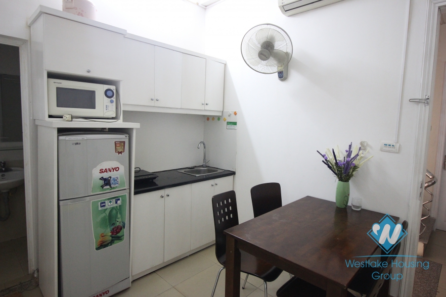 3rd-floor lovely studio apartment for rent in Cau Giay district