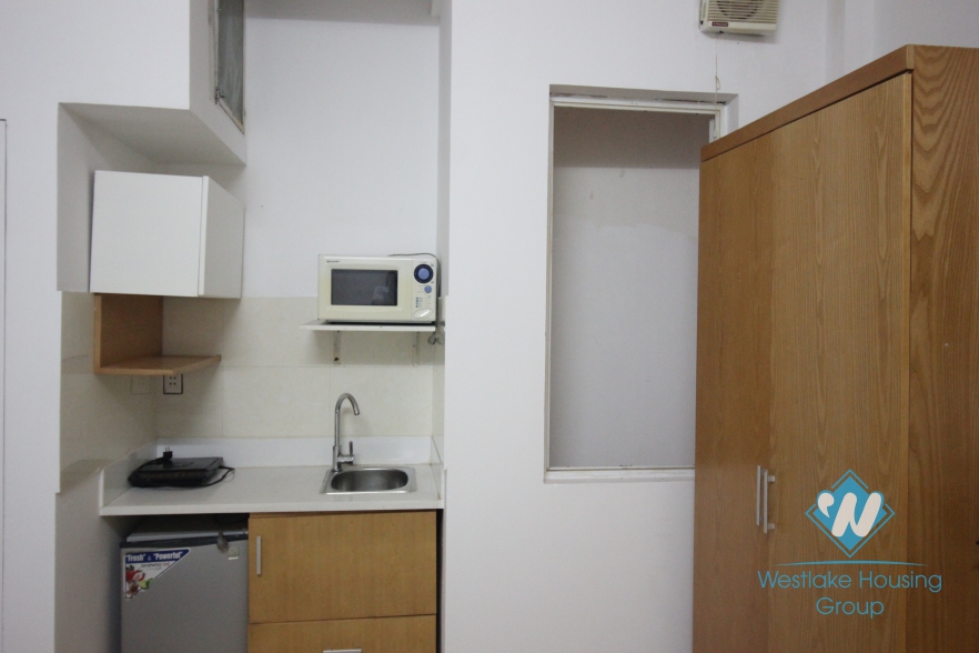 4th-floor lovely apartment for rent in Cau Giay District