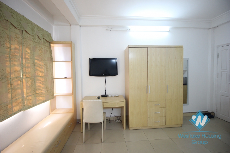 5th-floor lovely studio apartment for rent in Cau Giay District