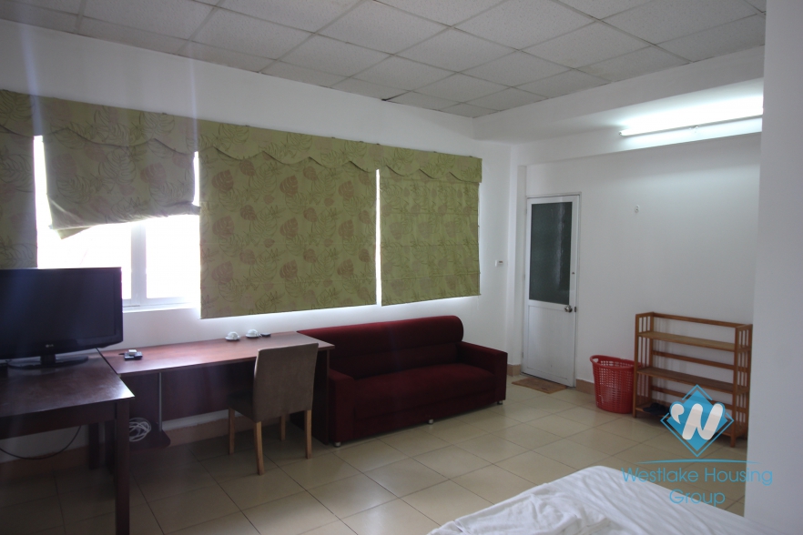 7th-floor lovely studio apartment for rent in Cau Giay District