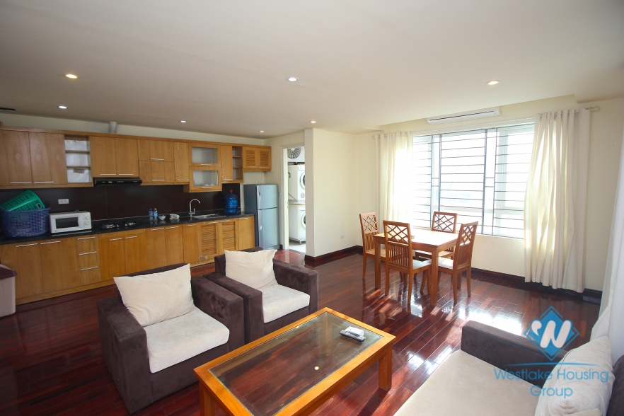 Brightly 2 bedroom apartment for rent in Ba Dinh, Ha Noi