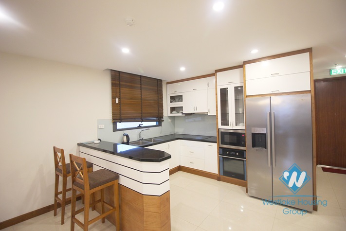 Very nice apartment for rent in Ba dinh district 