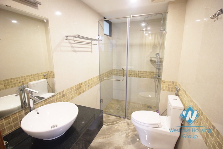 Nice and modern apartment with 03 bedrooms for rent in Truc Bach Lake, Ba Dinh district 