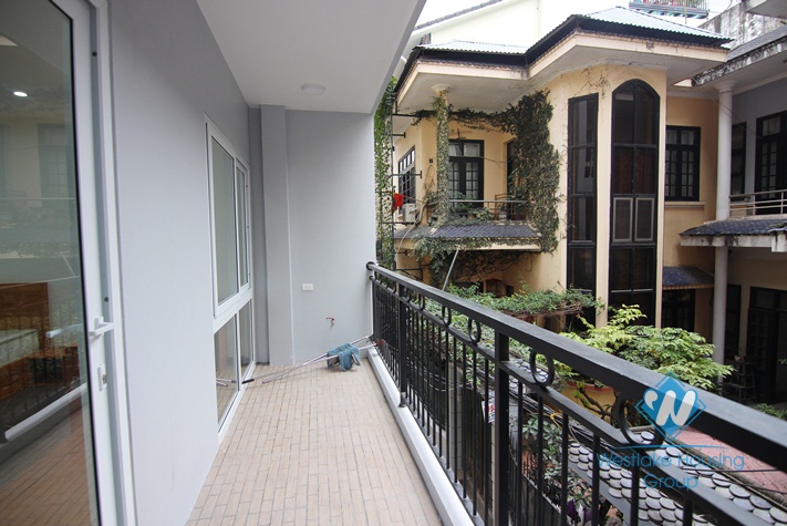 Balcony modern studio for rent in the heart of Tay Ho, Hanoi