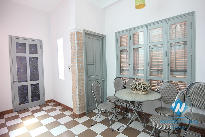 Cosy and affordable house for rent in Tay Ho area, Ha Noi. 