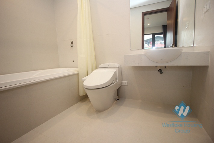 Clean and modern style apartment for rent in Ba dinh district