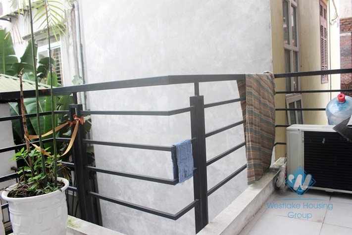 One bedroom apartment in Hoang Hoa Tham street, Ba Dinh district, Hanoi
