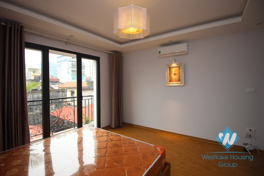 One bedroom apartment with balcony for rent in Dong Da, Ha Noi