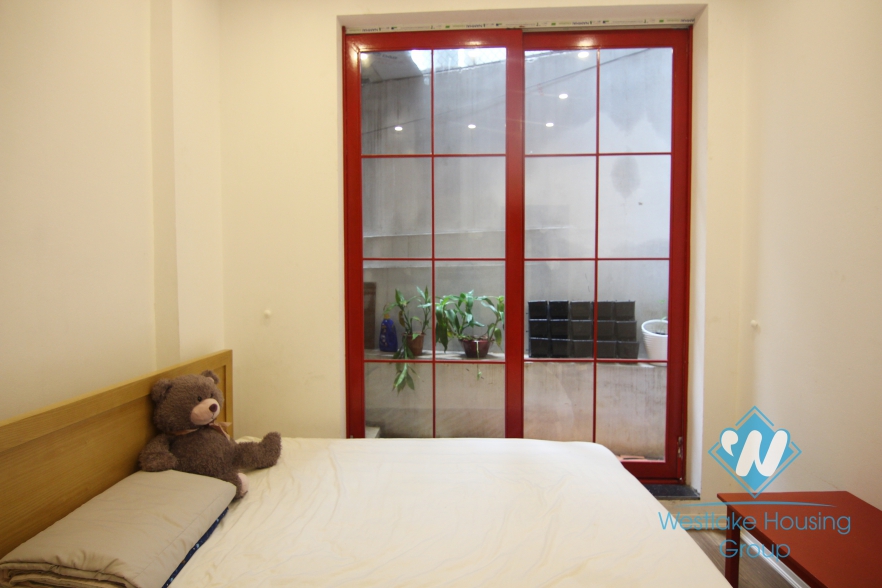 Graceful apartment in Xuan Dieu, Tay Ho close to Westlake 