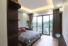 Tay Ho lake side spacious apartment for rent 