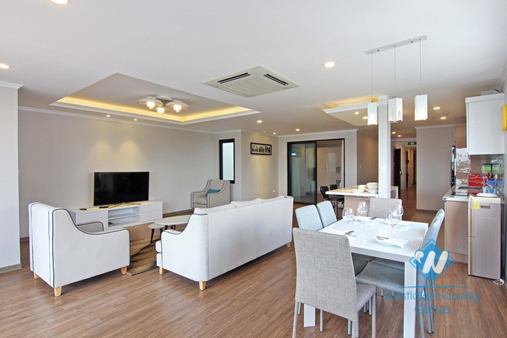 High-end apartment with lakeview in Tay Ho, Ha Noi for rent