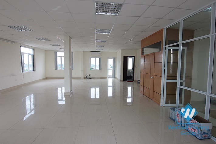 Open office space with lots of natural light for rent on Xuan Dieu, Tay Ho
