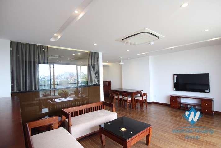 Nice and new apartment in Xuan Dieu st for rent, Tay Ho district 