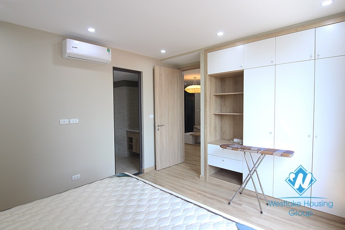 Good quality 02 bedrooms apartment for rent in Tay Ho district 