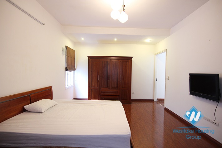Spacious and modest apartment for rent in Tu Hoa alley, Ha Noi