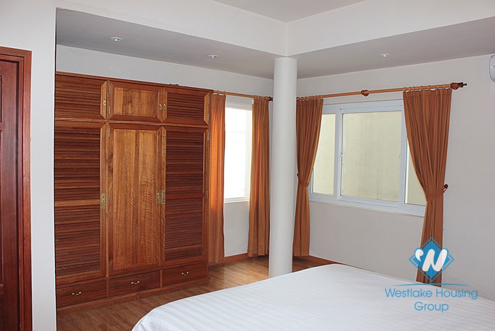Nice 2 bedrooms apartment for lease in Tu Hoa st, Tay Ho, Hanoi