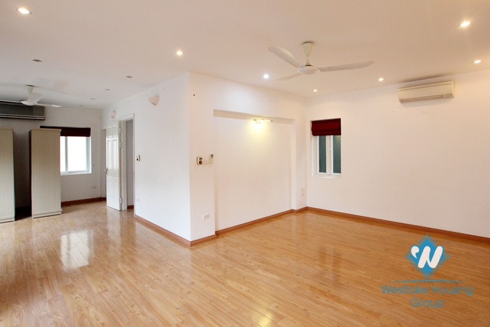 Beautiful house, fully furnished for rent on Tay Ho Street