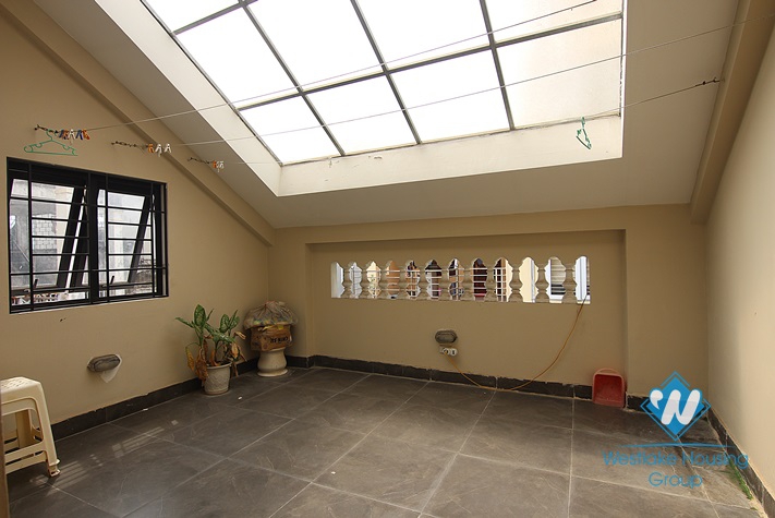 Nice house with nice design for rent in Tay ho area 
