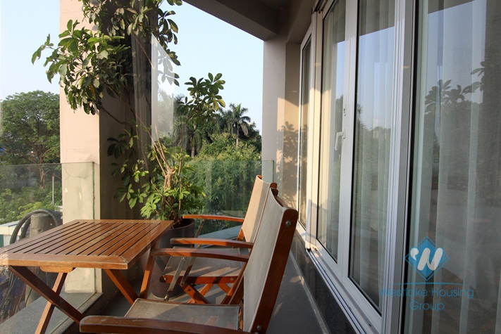 Lake view apartment for rent in Dang Thai Mai, Tay Ho, Ha Noi