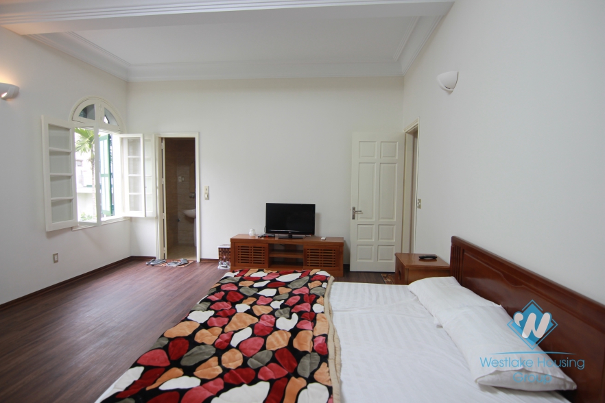 Gorgeous stand alone villa for rent with 250 sqm yard and garden, Tay Ho, Hanoi
