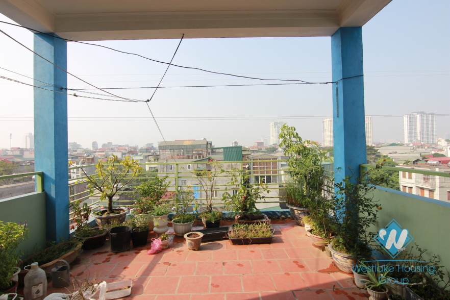 Budget 6 bedroom house for rent in Tay Ho, Ha Noi