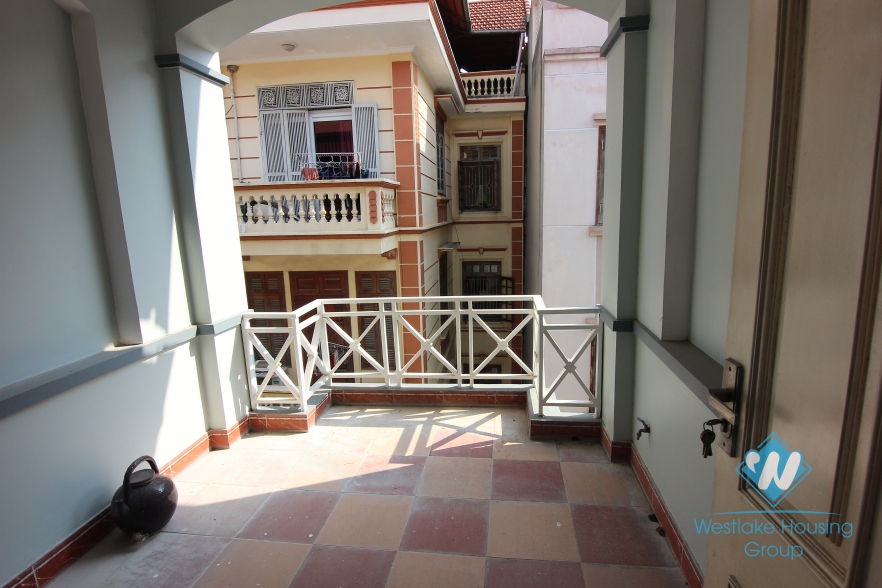 Nice and quiet house with 3 bedrooms for rent in Tay Ho area 