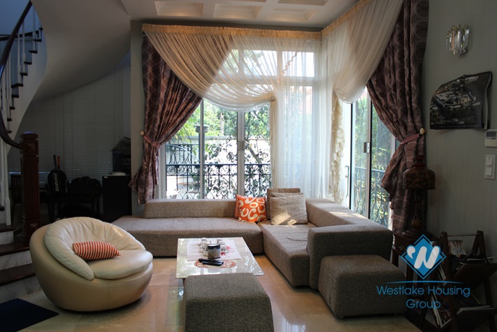 Big and high quality house with swimming pool for rent in Vuon Dao, Tay Ho, Ha Noi