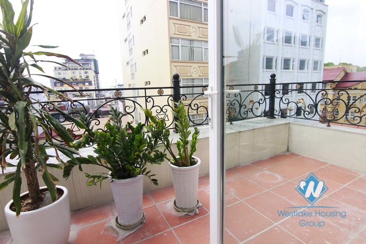 Beatiful one bedroom apartment for rent in Ba Dinh district, Hanoi