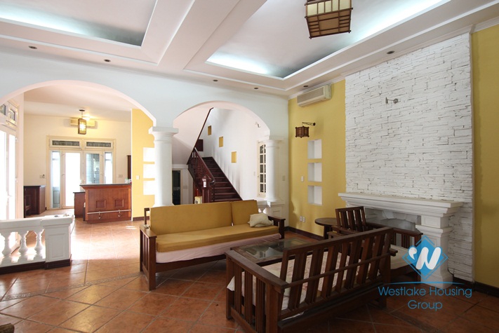 Charming villa/house for rent in Tay Ho district, Ha noi