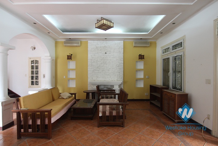 Charming villa/house for rent in Tay Ho district, Ha noi