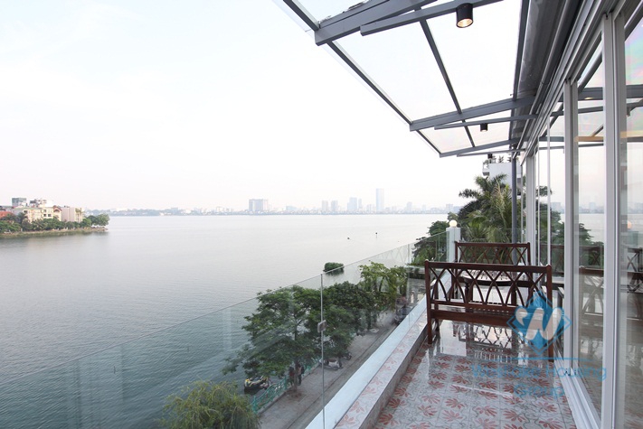 Super lakeview morden aparment for rent in Tay Ho, Hanoi.