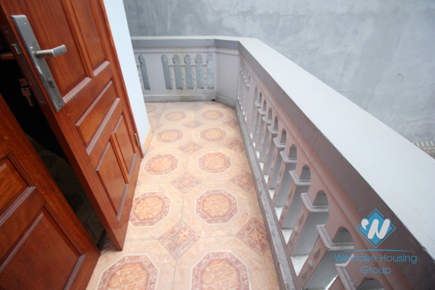 House with big yard for rent in Hai Ba Trung district, Hanoi