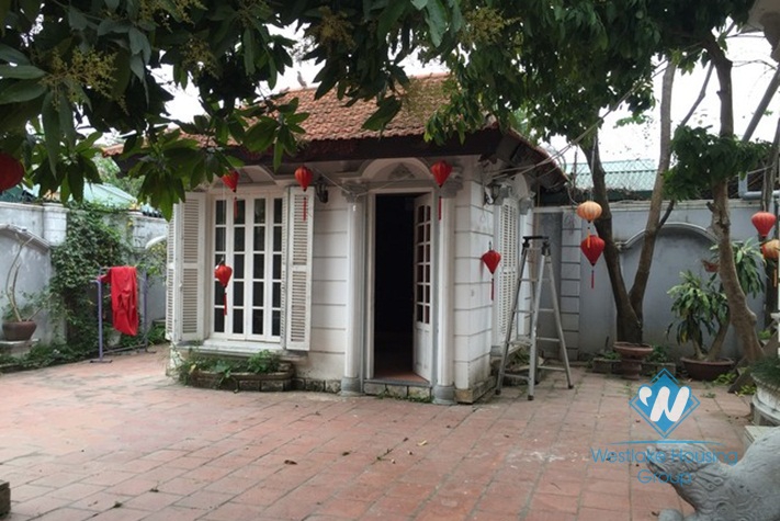 Nice and garden house for rent in Dang Thai Mai st, Tay Ho district