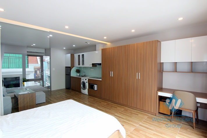 Available 40 sqm 1 bedroom apartment for rent in Tay Ho, Hanoi.