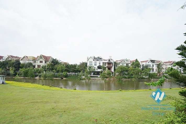 Nice villa for rent in Ciputra, Q Block, Tay Ho District 