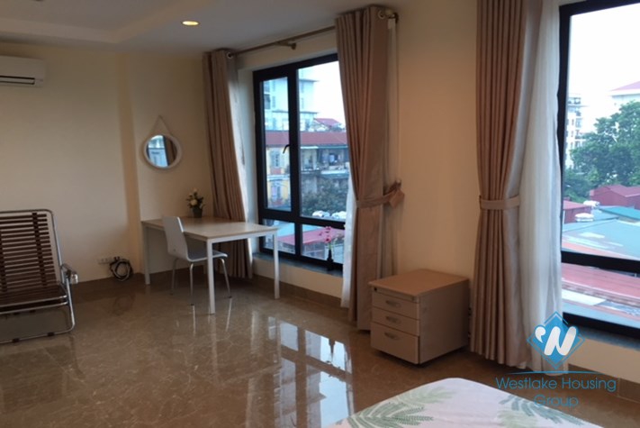 Beautiful 1 bedroom apartment for rent in Ba Dinh