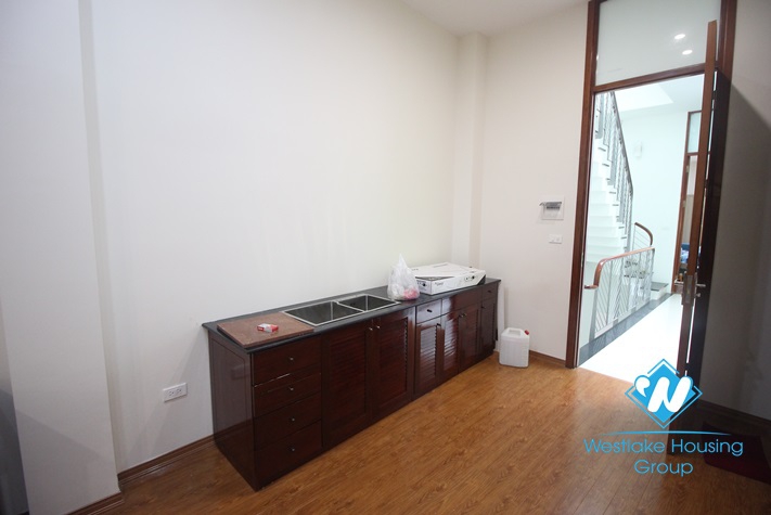 Nice studio for rent in Doi Can st, Ba Dinh district, Ha Noi