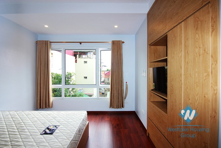 One bedroom apartment for rent in Au Co street, Tay Ho district.