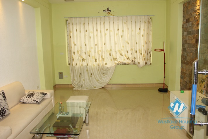 Unfurnish house, brand new and cheap house for rent in Au co st, Tay Ho, Ha Noi