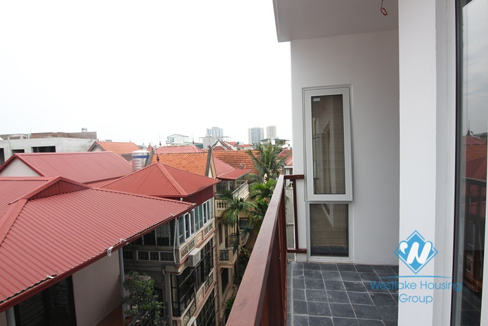 A luxury 4 bedroom apartment for rent in Tay Ho area