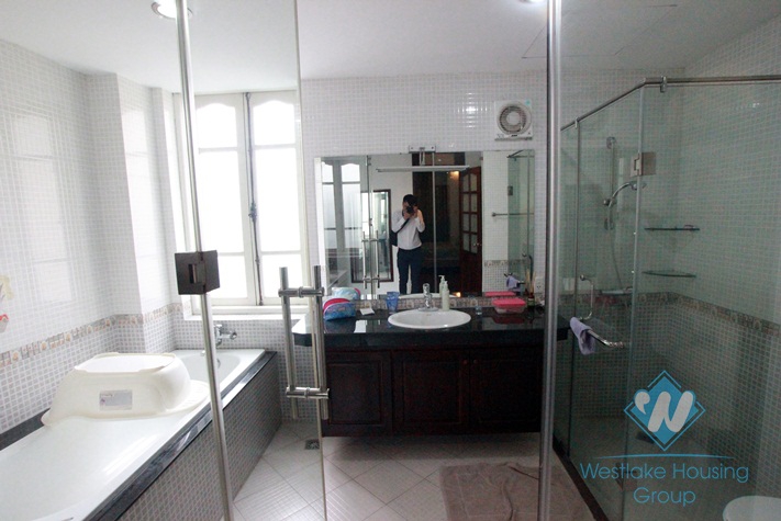 Quality house with swimming pool for rent in Tay Ho area
